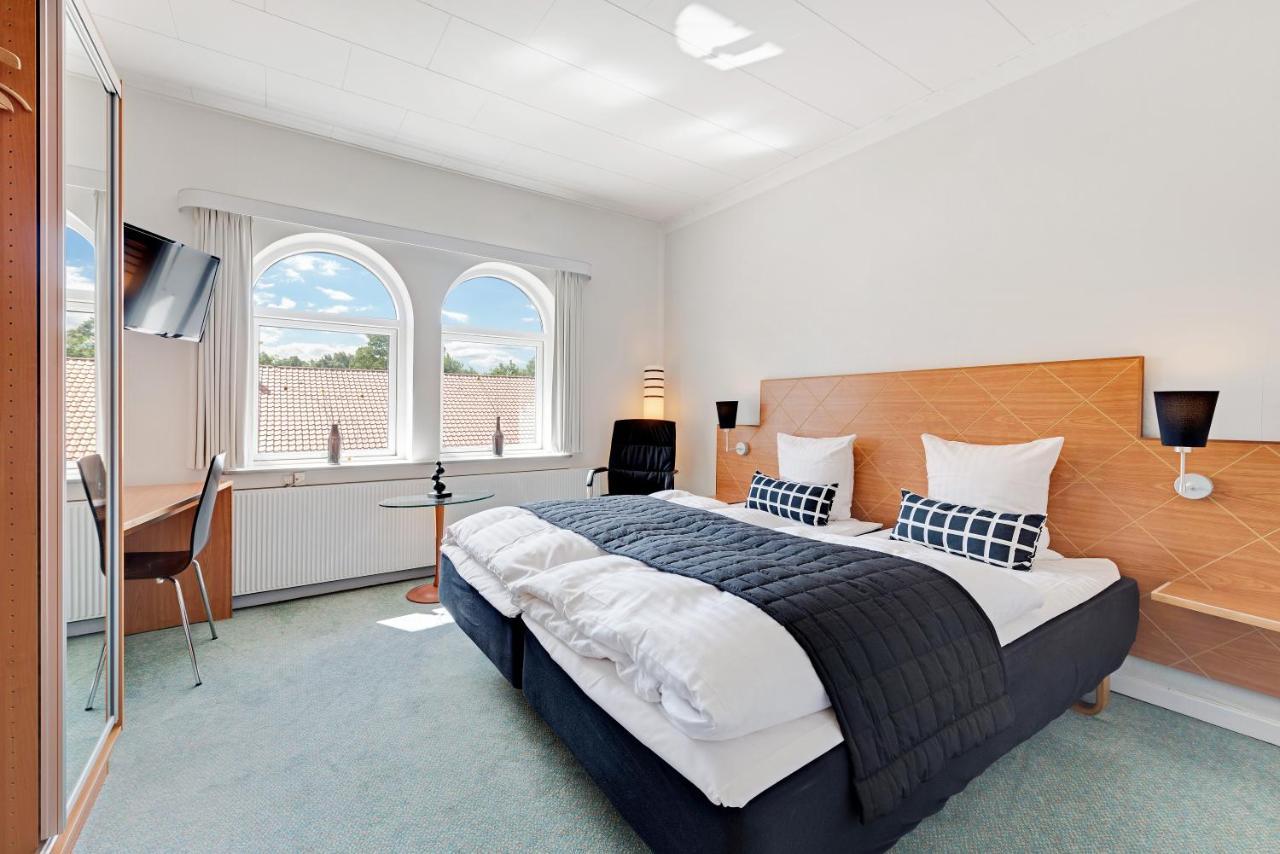 Hotel Jernbanegade Kibæk 외부 사진
