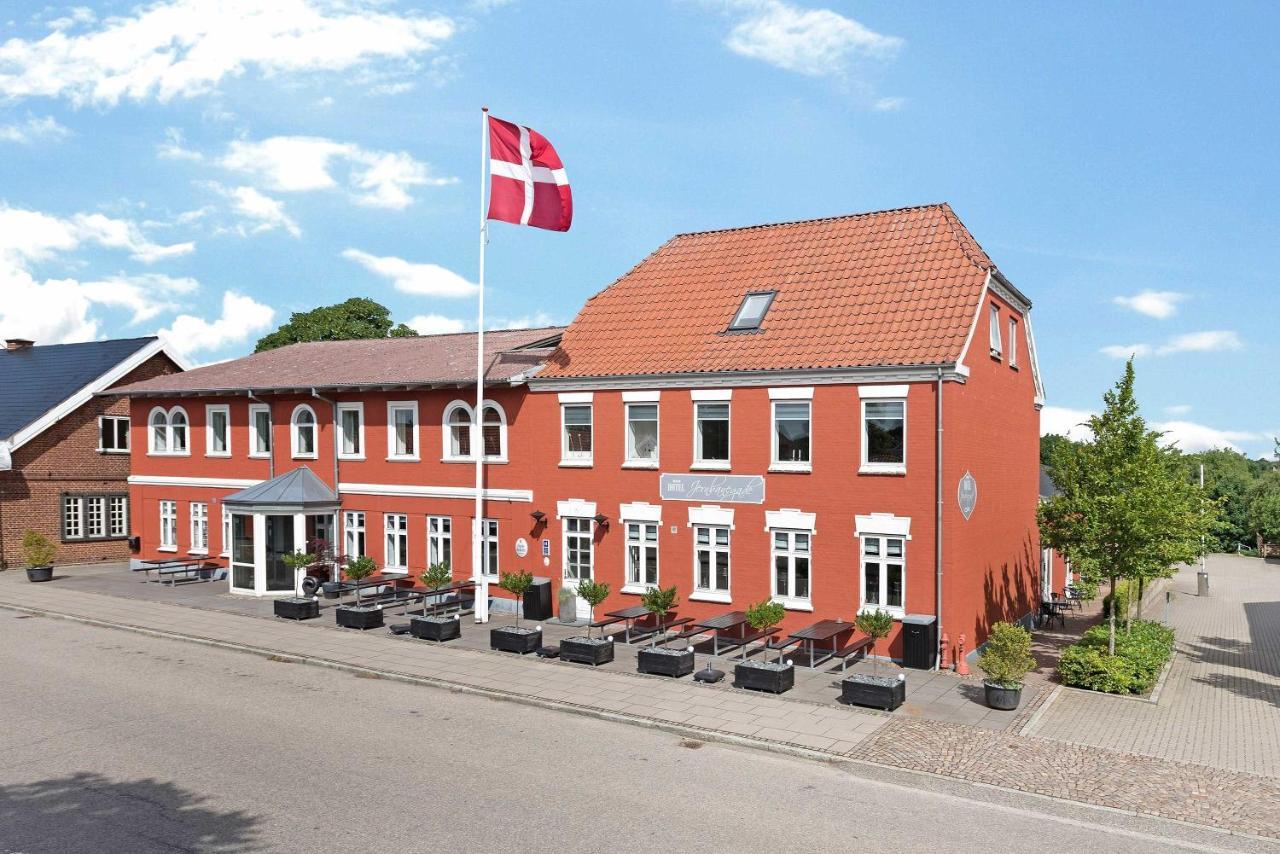 Hotel Jernbanegade Kibæk 외부 사진